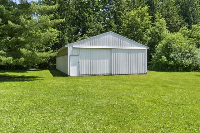 48377 Gyde Road, Canton, MI 48187