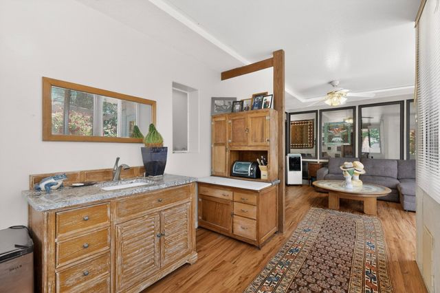 715 Parkland Circle SE, Albuquerque, NM 87108