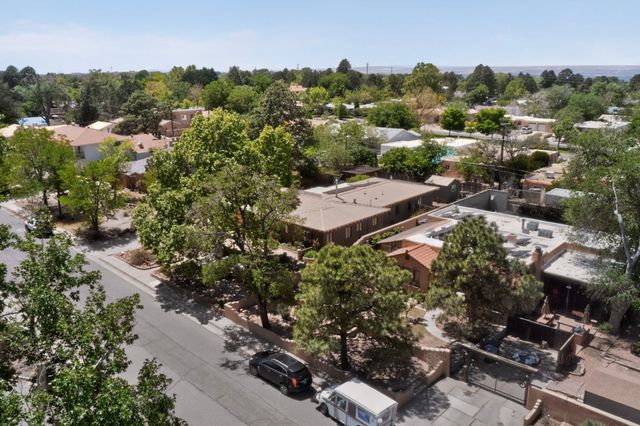 715 Parkland Circle SE, Albuquerque, NM 87108