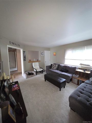 2740 South Road A2, Poughkeepsie, NY 12601