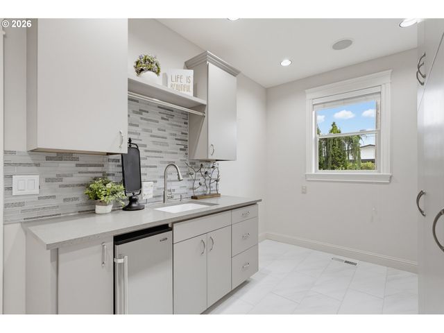 1410 Se COLUMBIA CREST Ct, Vancouver, WA 98664