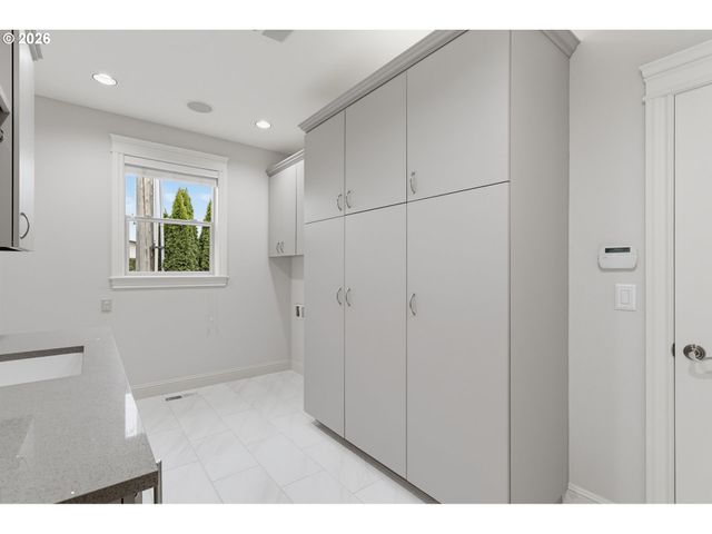 1410 Se COLUMBIA CREST Ct, Vancouver, WA 98664