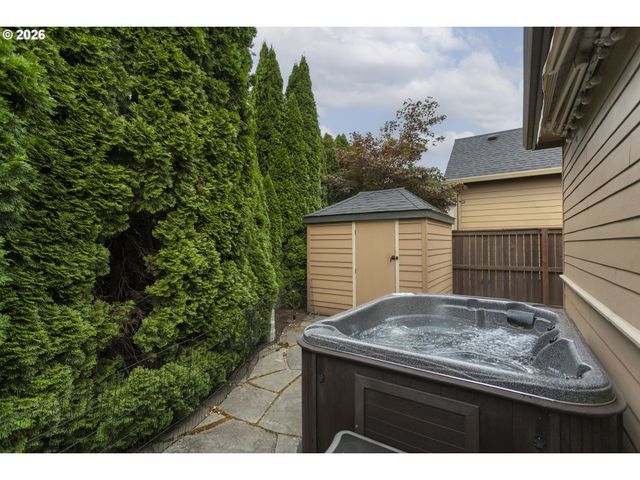 1410 Se COLUMBIA CREST Ct, Vancouver, WA 98664