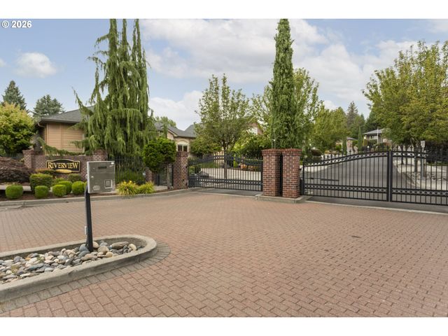 1410 Se COLUMBIA CREST Ct, Vancouver, WA 98664