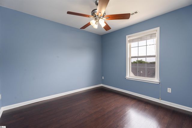 608 Glassyrock Court, Greer, SC 29650