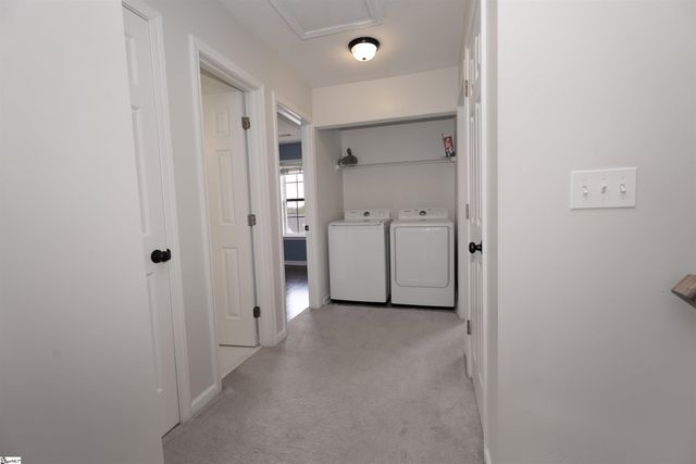 608 Glassyrock Court, Greer, SC 29650