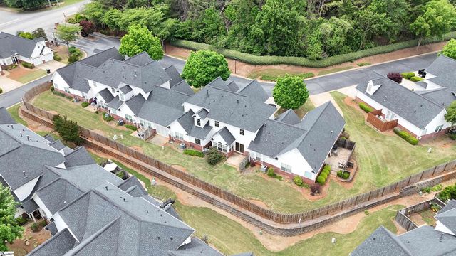 608 Glassyrock Court, Greer, SC 29650