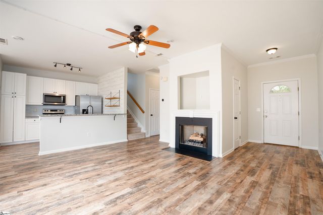 608 Glassyrock Court, Greer, SC 29650