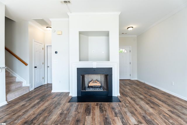 608 Glassyrock Court, Greer, SC 29650