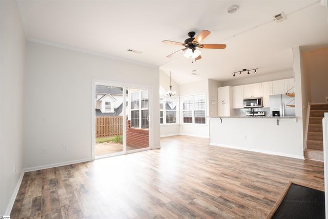 608 Glassyrock Court, Greer, SC 29650