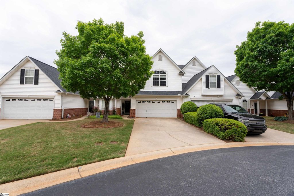 608 Glassyrock Court, Greer, SC 29650