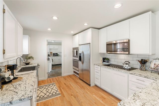 4520 S 8th Street, Tacoma, WA 98405