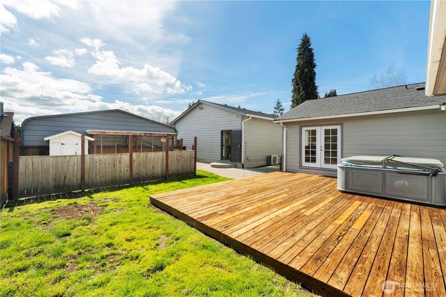 4520 S 8th Street, Tacoma, WA 98405