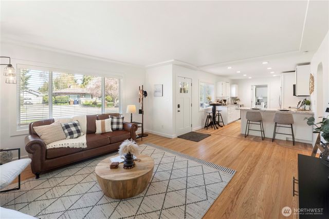 4520 S 8th Street, Tacoma, WA 98405