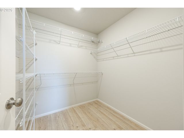 1487 AUSTIN Ave, Woodburn, OR 97071