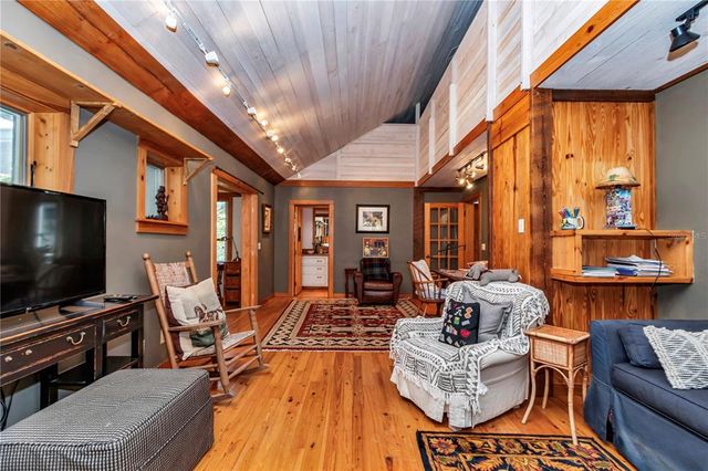 12490 NW HIGHWAY 320, Micanopy, FL 32667