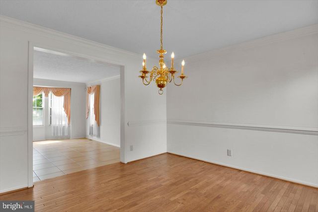197 ABERDEEN RD, Williamstown, NJ 08094