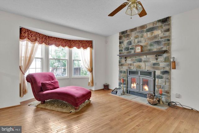 197 ABERDEEN RD, Williamstown, NJ 08094