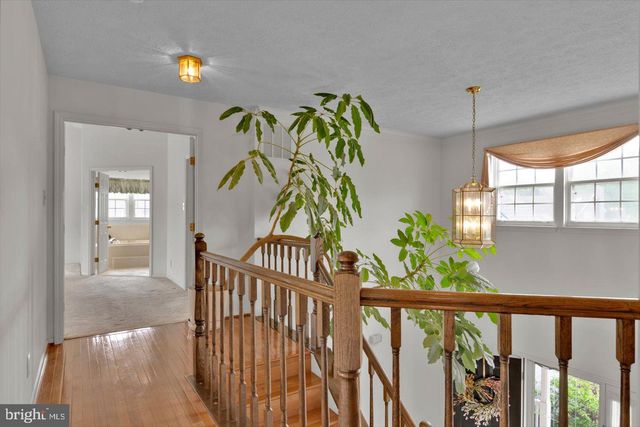 197 ABERDEEN RD, Williamstown, NJ 08094