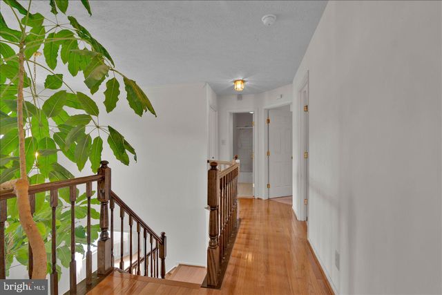 197 ABERDEEN RD, Williamstown, NJ 08094