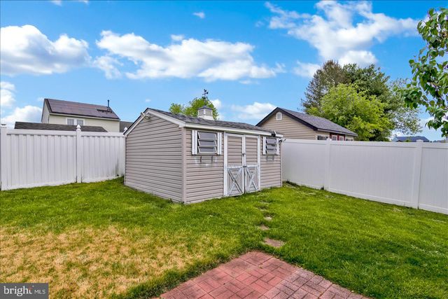 197 ABERDEEN RD, Williamstown, NJ 08094