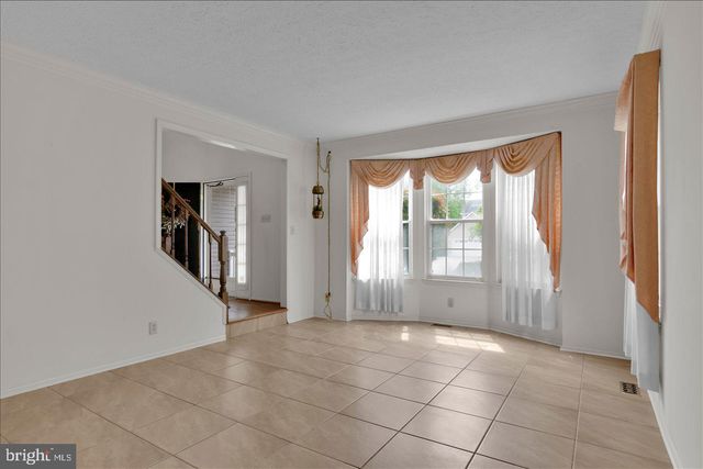 197 ABERDEEN RD, Williamstown, NJ 08094