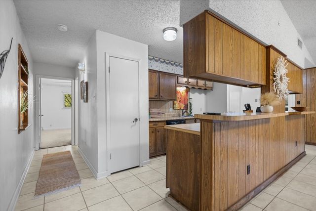 207 Grass Knoll Drive, Hideaway, TX 75771