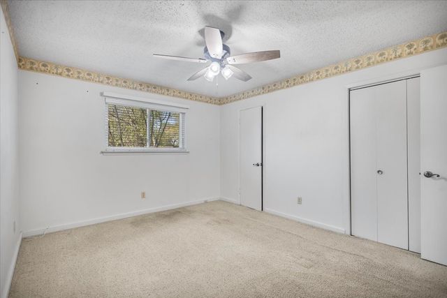 207 Grass Knoll Drive, Hideaway, TX 75771