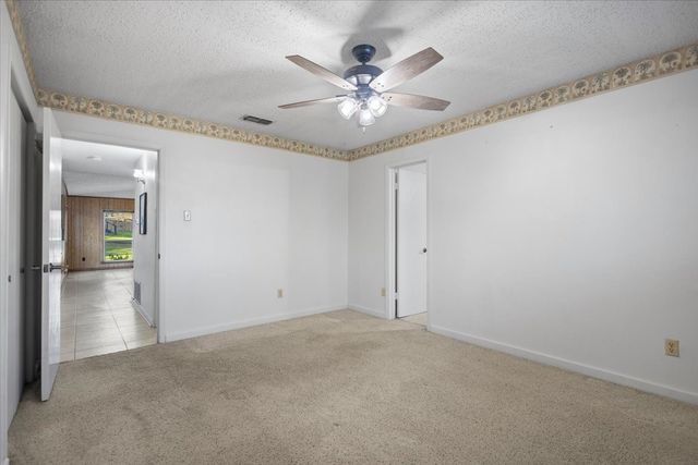 207 Grass Knoll Drive, Hideaway, TX 75771