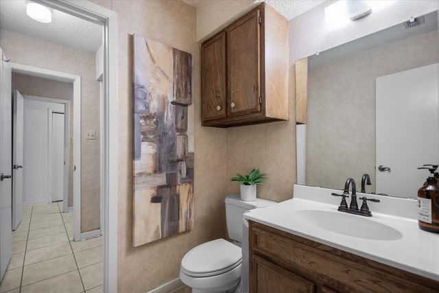 207 Grass Knoll Drive, Hideaway, TX 75771