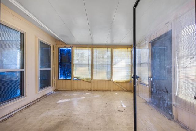 207 Grass Knoll Drive, Hideaway, TX 75771