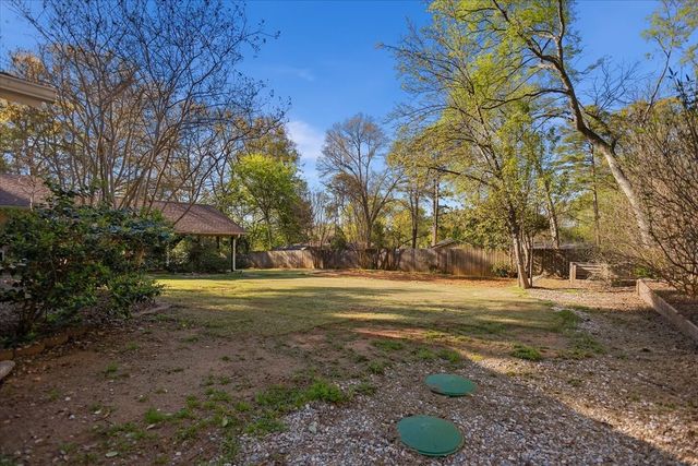 207 Grass Knoll Drive, Hideaway, TX 75771