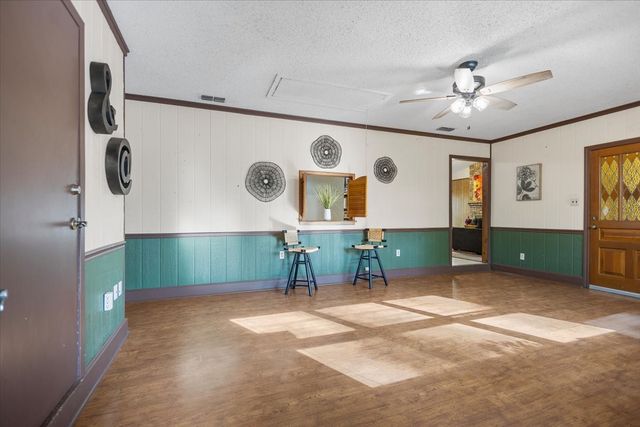 207 Grass Knoll Drive, Hideaway, TX 75771