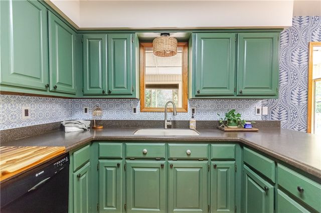 12 Mayfair Drive, Bella Vista, AR 72715