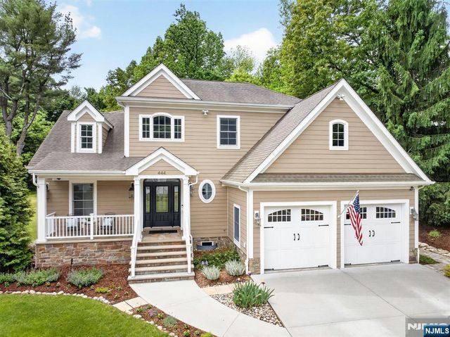 444 Lake Road, Wyckoff, NJ 07481