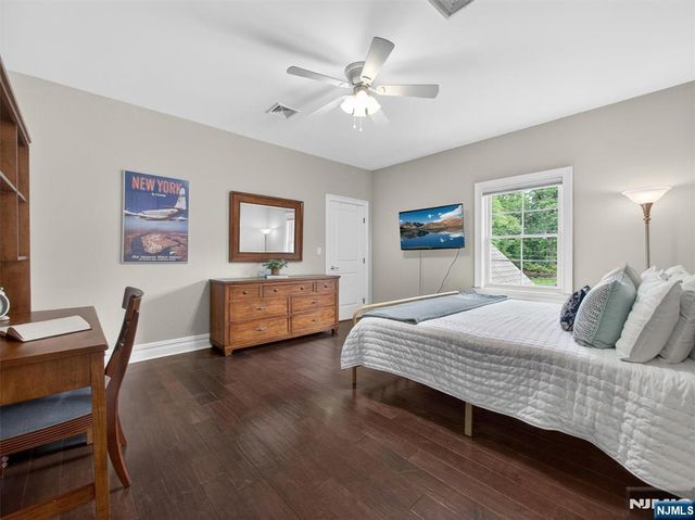444 Lake Road, Wyckoff, NJ 07481