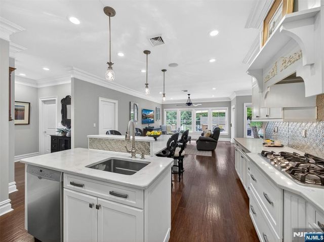 444 Lake Road, Wyckoff, NJ 07481