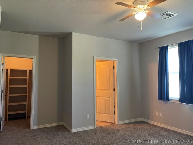 420 N Hughes Avenue, Morris, OK 74445