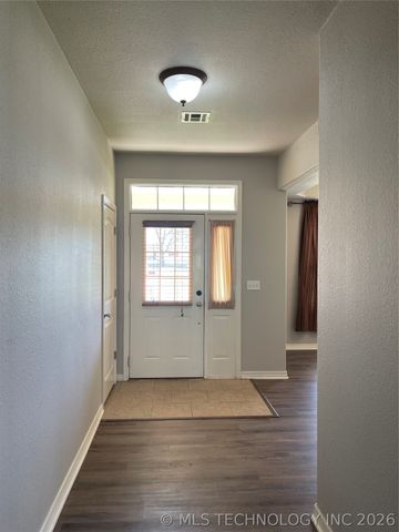 420 N Hughes Avenue, Morris, OK 74445