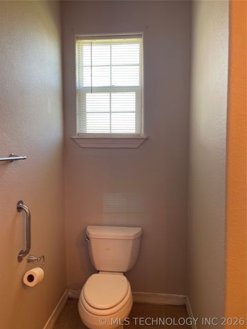 420 N Hughes Avenue, Morris, OK 74445