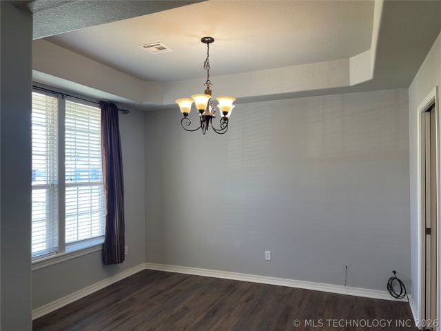 420 N Hughes Avenue, Morris, OK 74445