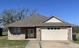 420 N Hughes Avenue, Morris, OK 74445