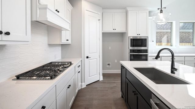 1841 Gyst Road, Seguin, TX 78155