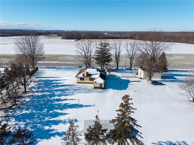 3103 County Road 47, Hopewell, NY 14424