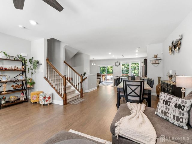 33 Sullivan Way, Evesham, NJ 08053