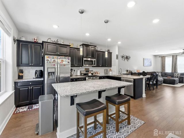33 Sullivan Way, Evesham, NJ 08053
