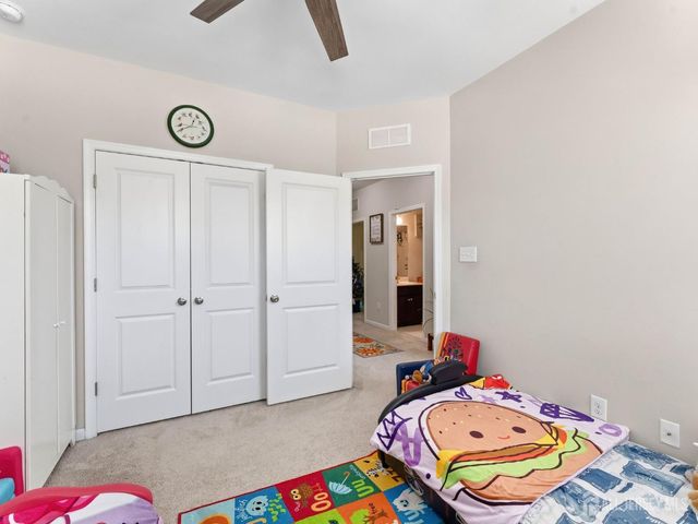 33 Sullivan Way, Evesham, NJ 08053