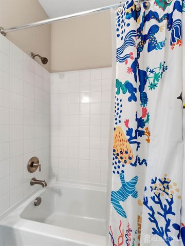 33 Sullivan Way, Evesham, NJ 08053