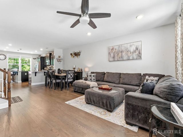 33 Sullivan Way, Evesham, NJ 08053