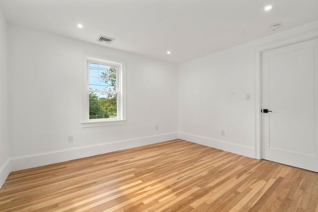 46 Myrtle St, Newton, MA 02465